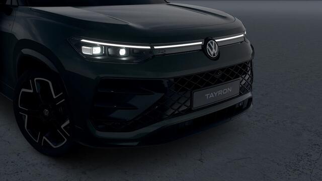 Volkswagen Tayron R-Line Edition | 'App-Connect' draadloze smartphone integratie | Automatische afstandsregeling (Adaptive Cruise Control) | Black Style Pakket
