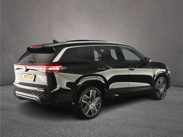 Volkswagen Tayron R-Line Edition 1.5 TSI eHybrid 272pk DSG Automaat Trekhaak, Panoramadak, Navigatie, Elektrische achterklep, Adaptive cruise control, 360 camera, Achteruitrijcamera