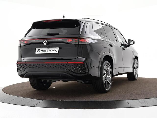 Volkswagen Tayron 1.5 eTSI 272pk DSG R-Line Edition · Camera · Panoramadak · Elek. Voorstoelen · Massage · Stoelkoeling · Keyless · 20'' Inch · Garantie t/m 14-12-2030 of 100.000km