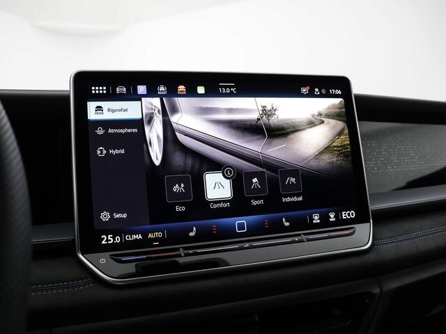 Volkswagen Tayron 1.5 eTSI 272pk DSG R-Line Edition · Camera · Panoramadak · Elek. Voorstoelen · Massage · Stoelkoeling · Keyless · 20'' Inch · Garantie t/m 14-12-2030 of 100.000km