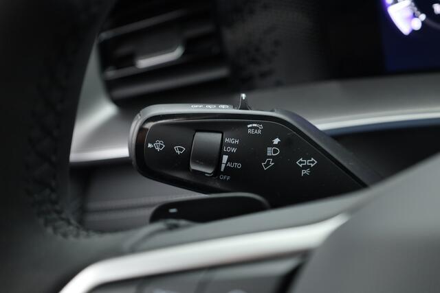 Volkswagen Tayron 1.5 eTSI Life Edition 7p. | Panoramadak | Elek. Trekhaak | Adapt. Cruise | Stoel- Stuurverw/ | Apple CarPlay | Dodehoekdet.