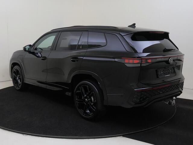 Volkswagen Tayron R-Line Edition | 'App-Connect' draadloze smartphone integratie | Automatische afstandsregeling (Adaptive Cruise Control) | Black Style Pakket