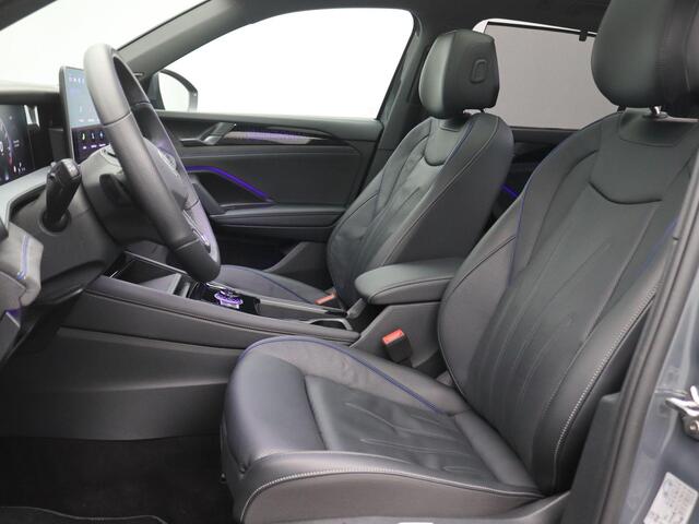 Volkswagen Tayron 1.5 eHybrid R-Line Edition 272PK DSG SOH 100%, Pano-Schuifdak, Black Style, Trekhaak, Matrix LED Verlichting, 20", Leder, Memorystoel, 360gr. Camera