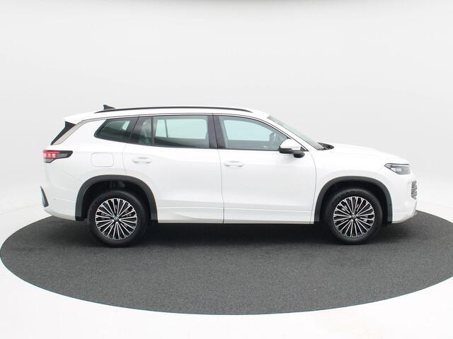Volkswagen Tayron 1.5 eHybrid 204 Pk Automaat Life Edition | Adaptive Cruise | Trekhaak | Stoelverwarming | Navigatie | Camera | Carplay | 18 Inch | 27.026 Km!!