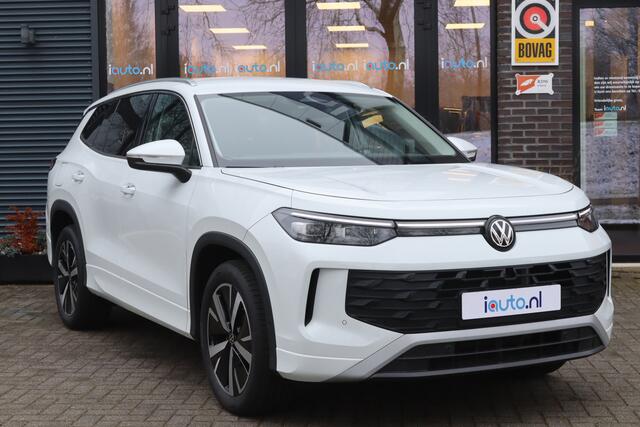 Volkswagen Tayron 1.5 eHybrid 204PK Life Edition IQ.Light/Keyless/Camera/DCC/Winterpakket/Elek. klep/Dodehoek/Trekhaak wegkl./19"