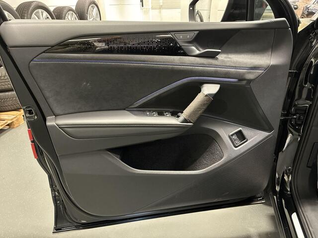 Volkswagen Tayron 1.5 eTSI 272pk DSG R-Line Edition · Wegklapbare Trekhaak · Panoramadak · Keyless · 360 Camera · 20'' Inch · Garantie t/m 20-01-2031 of 100.000km