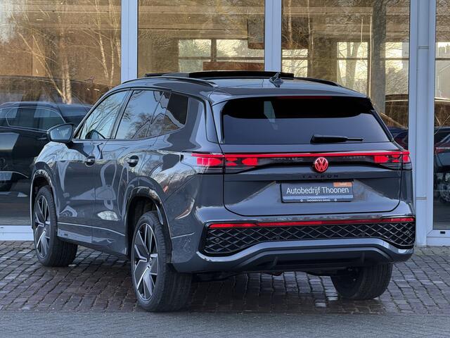 Volkswagen Tayron 1.5 eHybrid R-Line Edition | Trekhaak | 360° Camera | Pano