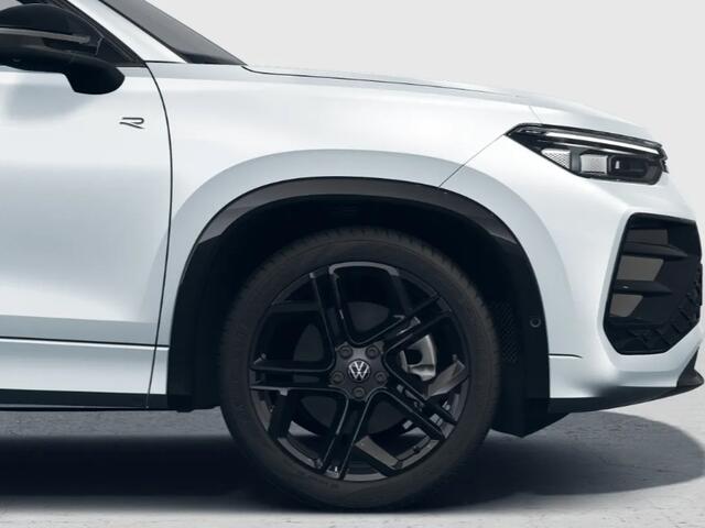 Volkswagen Tayron R-Line Edition 1.5 eHybrid 272 PK 6 versn. DSG · Black Style Pakket · Comfort Pakket Plus · Interieur Style Pakket · High-end geluidsysteem 'Harman Kardon' · Interieur Style Pakket · Panoramaschuif-kanteldak · Trekhaak inklapbaar ·