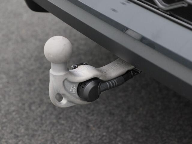 Volkswagen Tayron 1.5 eHybrid 272 Pk R-Line Edition | Panoramadak | Trekhaak | 20 Inch | Camera | Stuur- en Stoelverwarming | Full LED