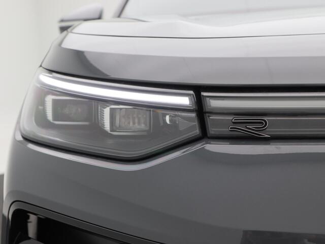 Volkswagen Tayron 1.5 eHybrid 272 Pk Automaat R-Line Edition | Panoramadak | Trekhaak | 20 Inch | Camera | Stuur- en Stoelverwarming | Full LED