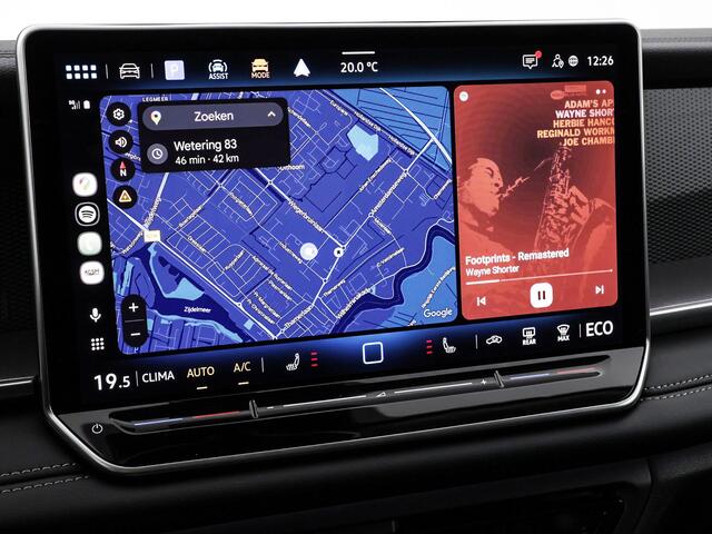 Volkswagen Tayron 1.5 eHybrid 204pk DSG Life Edition · Camera · Keyless · Stuur- & Stoelverwarming · Side Assist · Sfeerverlichting · ACC · Elek. Achterklep · Garantie t/m 30-12-2030 of 100.000km