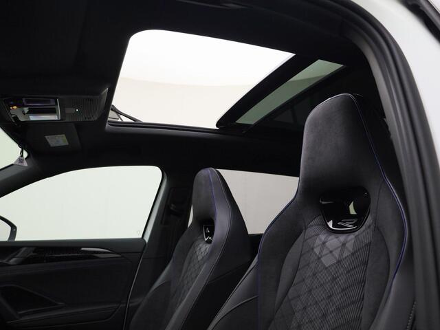 Volkswagen Tayron 1.5eHybrid 200kW/272PK R-Line DSG · Panoramadak · Harman Kardon sound · Camera + Parkeersensoren · Garantie t/m 06-06-2029 of 100000km