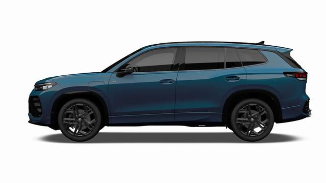 Volkswagen Tayron 1.5 eHybrid 272 6DSG R-Line Edition | 'App-Connect' draadloze smartphone integratie | Automatische afstandsregeling (Adaptive Cruise Control) | Black Style Pakket