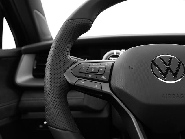 Volkswagen Tayron 1.5 eHybrid R-Line Edition 204 pk 6 versn. DSG · Black Style Pakket · Comfort Pakket · Trekhaak inklapbaar, met elektr. ontgrendeling, incl. aanhangermanoeuvreerhulp Trailer Assist ·