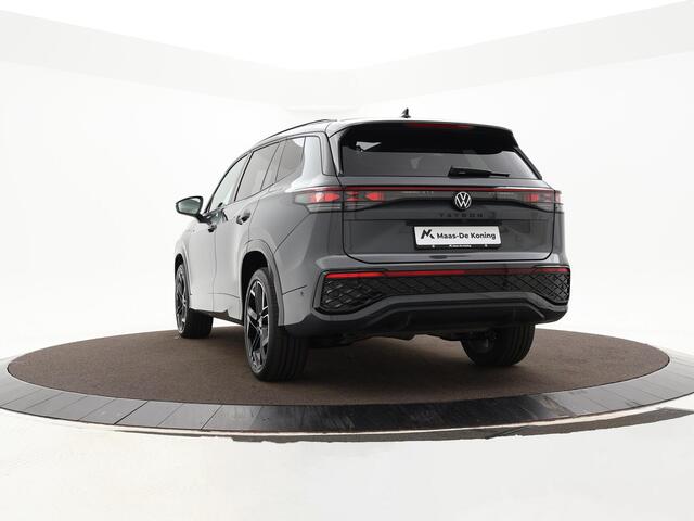 Volkswagen Tayron 1.5 eHybrid 272pk DSG R-Line Edition · Trekhaak · Panoramadak · Leder · Harman Kardon sound · Elektrische stoelen · 360 gr. Camera · Apple/Android Car Play · Head-Up Display · Garantie t/m 23-11-2029 of 100.000km