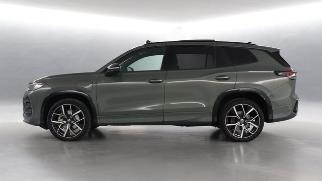 Volkswagen Tayron 1.5 eHybrid 204pk R-Line Edition DSG / Panoramadak / Wegklapbare trekhaak