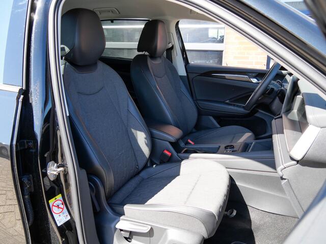 Volkswagen Tayron 1.5 eHybrid PHEV Life Edition | CAMERA | TREKHAAK | SFEERVERL. |