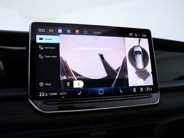 Volkswagen Tayron 1.5 eHybrid 204pk DSG R-Line Edition · SOH 100% · Panoramadak · 360 Camera · Inklap. Trekhaak · Matrix LED · Stuur- & Stoelverwarming + Massage · Garantie t/m 09-07-2029 of 100.000km