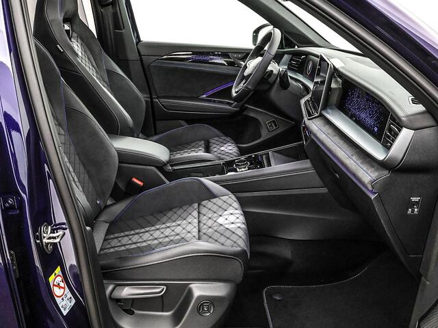 Volkswagen Tayron R-Line Edition 1.5 eHybrid 272 PK 6 versn. DSG · Black Style Pakket · Panoramaschuif-kanteldak · Trekhaak inklapbaar, met elektrische ontgrendeling, incl. aanhangermanoeuvreerhulp trailer Assist · Voorraad OUTLET · Prijs is inclusief inruilpremie ·