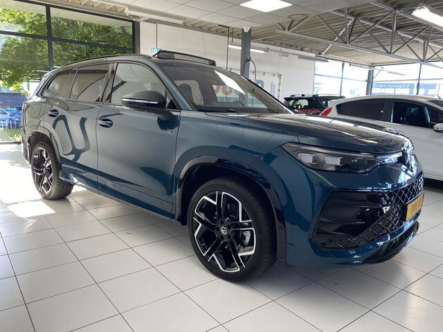 Volkswagen Tayron 1.5 eHybrid R-Line Edition 272 PK Panoramadak / Trekhaak / matrix led / Carplay