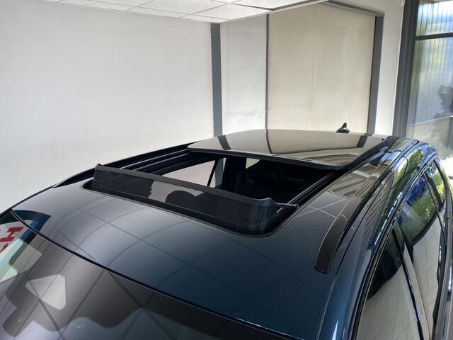 Volkswagen Tayron 1.5 eHybrid R-Line Edition 272 PK Panoramadak / Trekhaak / matrix led / Carplay