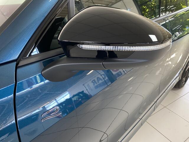 Volkswagen Tayron 1.5 eHybrid R-Line Edition 272 PK Panoramadak / Trekhaak / matrix led / Carplay