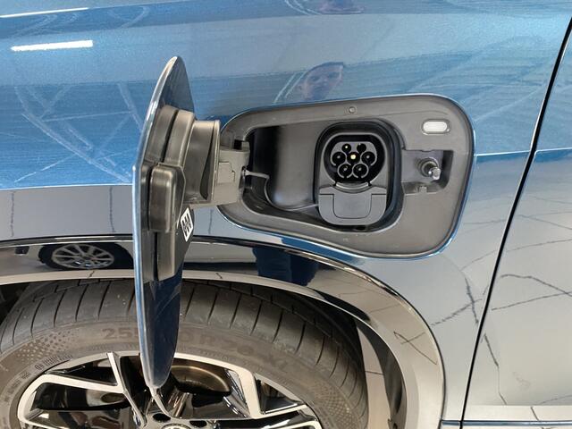 Volkswagen Tayron 1.5 eHybrid R-Line Edition 272 PK Panoramadak / Trekhaak / matrix led / Carplay