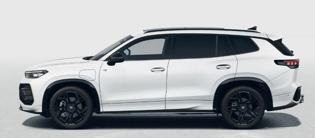 Volkswagen Tayron 1.5 eHybrid 272PK DSG R-Line Edition / Black Style / Trekhaak / Panoramadak / Harman Kardon / 20'' LMV / VW