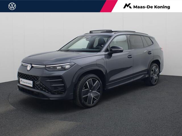 Volkswagen Tayron 1.5eHybrid 200kW/272PK R-Line · Panoramadak · Camera + Parkeersensoren · Apple/Android · Garantie t/m 08-12-2030 of 100000km