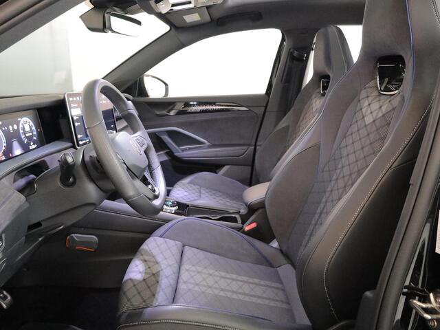 Volkswagen Tayron 1.5 eHybrid R-Line Edition 204 pk Automaat (DSG) | Verlengde garantie | Navigatie | Panoramadak | Trekhaak (wegklapbaar) | Parkeersensoren (Park assist) | Achteruitrijcamera | Black Style pakket | R-Line |