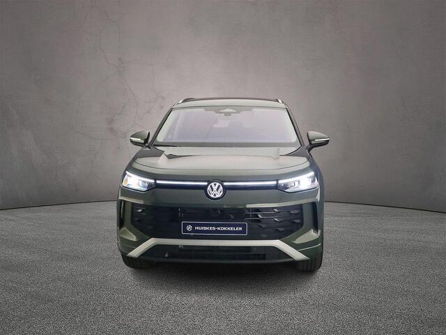Volkswagen Tayron Life Edition 1.5 TSI eHybrid 204pk DSG Automaat Trekhaak, Adaptive cruise control, Achteruitrijcamera, LED koplampen, App connect, Stoelverwarming