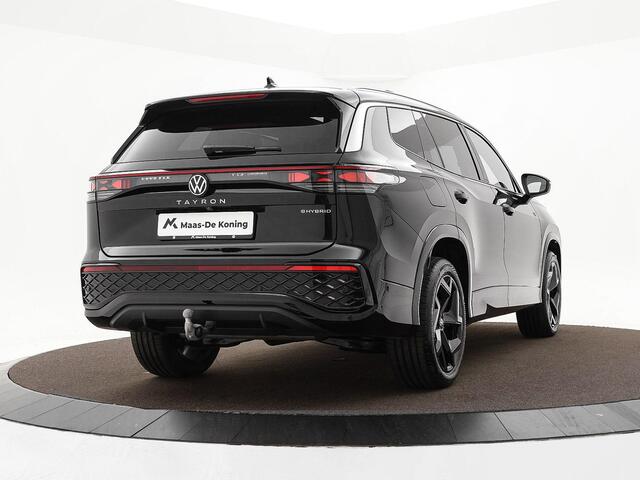 Volkswagen Tayron 1.5 eHybrid 204pk DSG R-Line · Panoramadak · Inklap. Trekhaak · Harman Kardon · 360 Camera · Keyless · Dodehoeksensor · Matrix LED · Garantie t/m 03-07-2030 of 100.000km