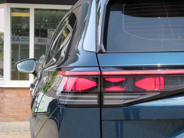 Volkswagen Tayron 1.5 eHybrid 204pk / Trekhaak / IQ Light / Stoel + stuur verw. / Camera / FABRIEKS garantie