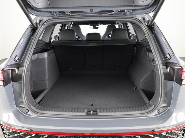 Volkswagen Tayron R-Line Edition 1.5 eHybrid 200 kW / 272 PK SUV 6 v Panoramadak | Trekhaak | 360 camera