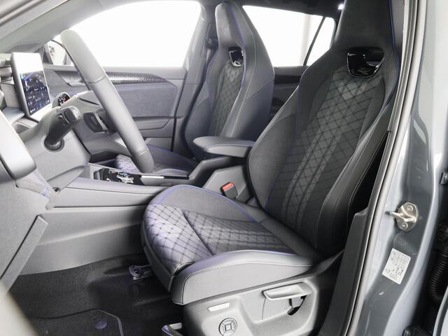 Volkswagen Tayron R-Line Edition 1.5 eHybrid 200 kW / 272 PK SUV 6 v Panoramadak | Trekhaak | 360 camera
