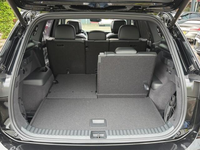 Volkswagen Tayron 1.5 eTSI R-LINE 7PERS. TREKHAAK/LEDER/CAMERA/PANO-DAK/ELEK-KLEP/ACC/HUD/STOELVERW