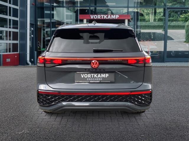Volkswagen Tayron 1.5 eTSI R-LINE 7PERS. TREKHAAK/LEDER/CAMERA/PANO-DAK/ELEK-KLEP/ACC/HUD/STOELVERW