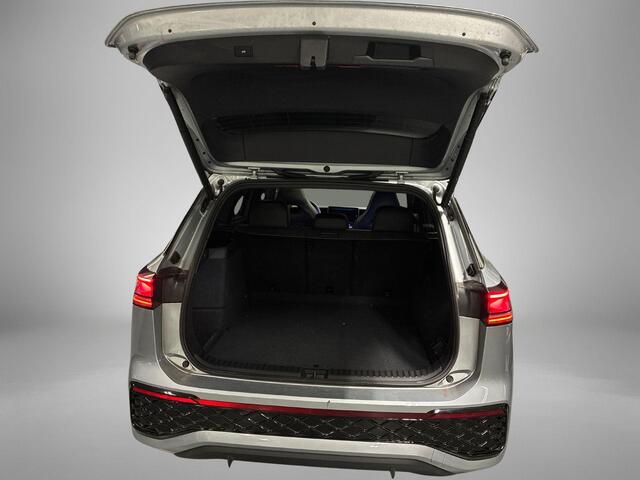 Volkswagen Tayron 1.5 204pk DSG eHybrid R-Line Edition · Panoramadak · 360 Camera · Inklap. Trekhaak · Matrix LED · Dodehoeksensor · Keyless · Garantie t/m 04-08-2029 of 100.000km