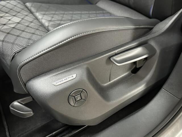 Volkswagen Tayron 1.5 eHybrid R-Line Edition 272pk | Groot scherm | Trekhaak | Pano | 360 camera | Black-style | Head-up | IQ-Light | Massage