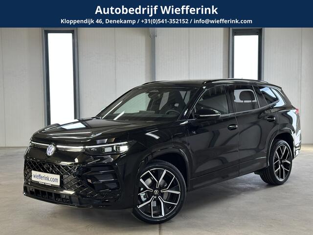 Volkswagen Tayron 1.5 eHybrid R-Line Edition 272pk | Groot scherm | Trekhaak | Pano | 360 camera | Black-style | Head-up | IQ-Light | Massage
