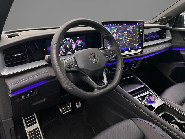 Volkswagen Tayron R-Line Edition 1.5 TSI eHybrid 272pk DSG Automaat Trekhaak, Black Style, Adaptive cruise control, Harman Kardon audio, Panoramadak, Achteruitrijcamera, Navigatie