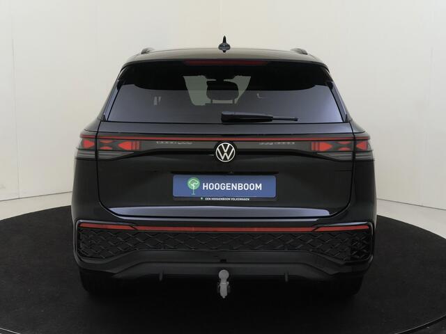 Volkswagen Tayron R-Line Edition | 'App-Connect' draadloze smartphone integratie | Automatische afstandsregeling (Adaptive Cruise Control) | Black Style Pakket