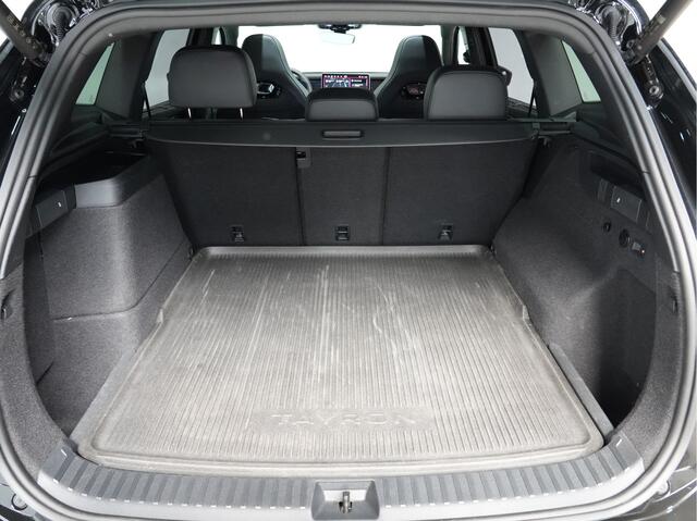 Volkswagen Tayron 1.5 eHybrid 272pk R-Line Edition DSG / 100% SOH / Trekhaak / Panoramadak / 360 Camera / Demonstratieauto