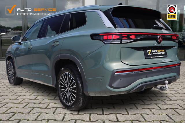 Volkswagen Tayron 1.5 eHybrid Elegance | Trekhaak | 360 Camera | Sfeerverlichting | Cipressino Grün |