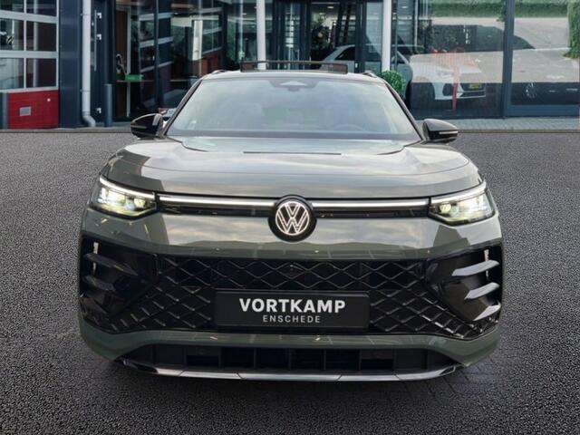 Volkswagen Tayron 1.5 TSI E-HYBRID 272 PK PANO-DAK/LEDER/H+K/TREKHAAK/360CAMERA/DCC