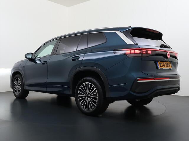 Volkswagen Tayron 1.5 eHybrid Elegance PHEV | 204PK | LEDER/ALCANTARA | IQ.DRIVE PAKKET | EEEEEMASSAGE | 360 | KEYLESS | ADAPTIVE CRUISE | SFEERLICHT | MATRIX | STUUR+ STOELVERWARMING | FABRIEKSGARANTIE