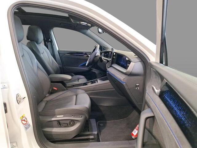Volkswagen Tayron 1.5 eHybrid R-Line Edition | Wordt verwacht | Trekhaak | Pano | IQ.Light | Harman-Kardon |