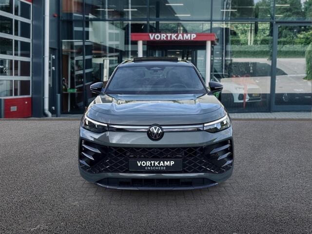 Volkswagen Tayron 1.5 TSI eHYBRID R-LINE PANO-DAK/TREKHAAK/LEDER/360CAM/E-KLEP/ACC/H+K/HUD