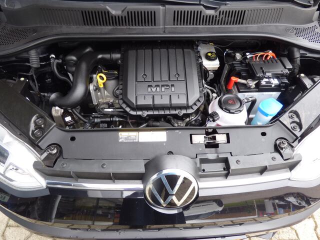 Volkswagen UP! 1.0 BMT 5drs move up! Airco | Black | JBL | Privacy glass