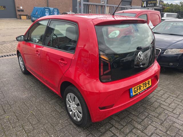 Volkswagen UP! 1.0 BMT move up!